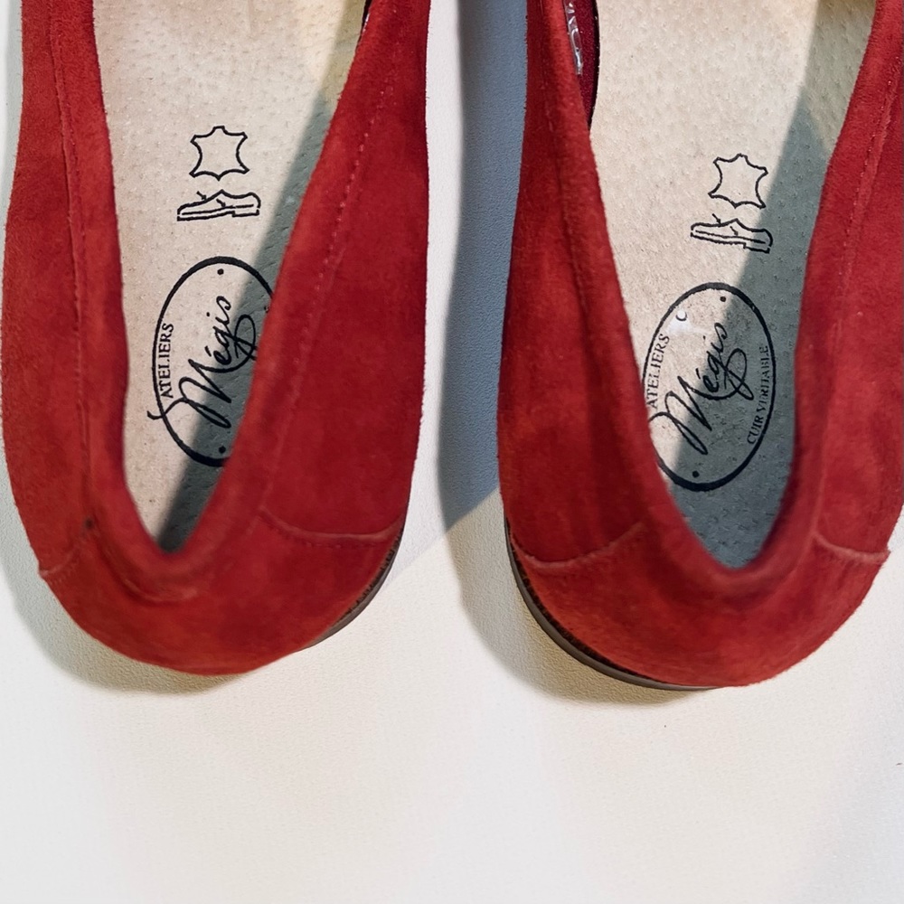 European Red Suede Leather Loafers - Picture 3 of 4